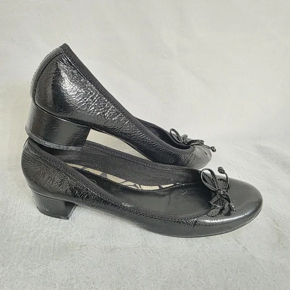 Auth Coach Black Women's Ballet Flats - Picture 2 of 5